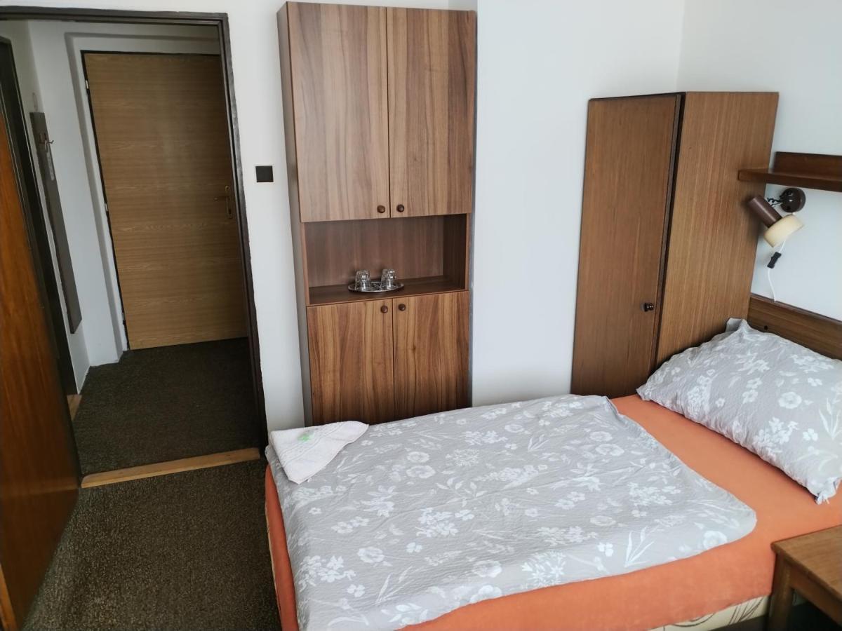 Pension Sparta Прага Экстерьер фото