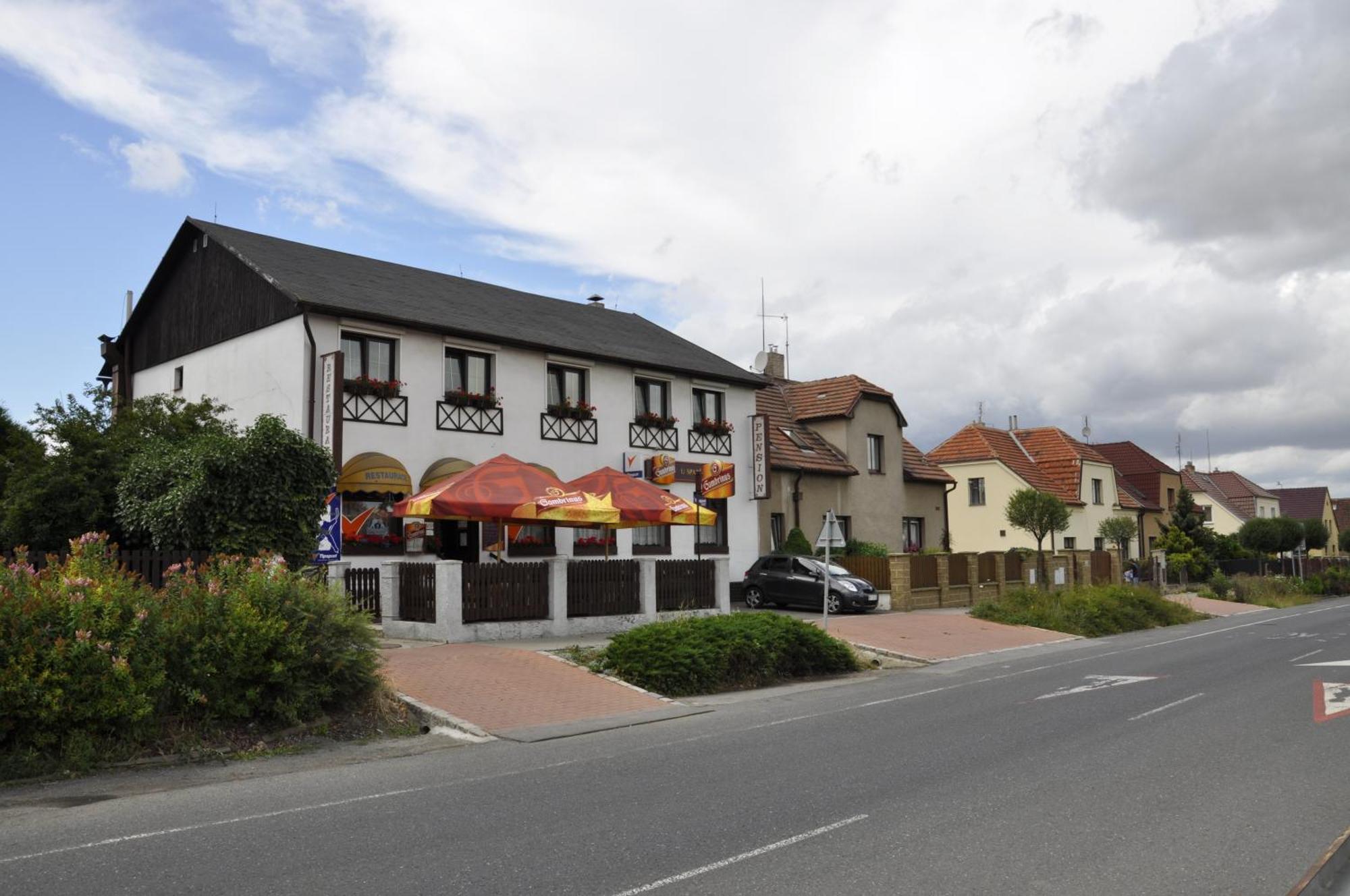 Pension Sparta Прага Экстерьер фото